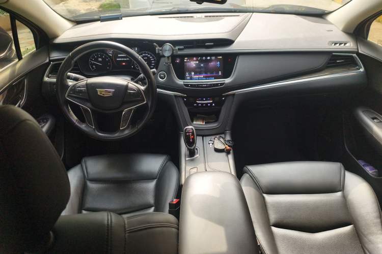 Used Cadillac XT5 2018 28T Four-Wheel Drive Luxury Model
