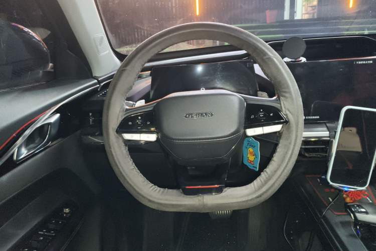 Used CHANGAN OSHAN Z6 2022 Blue Whale 1.5T DCT Luxury Model Steering Wheel