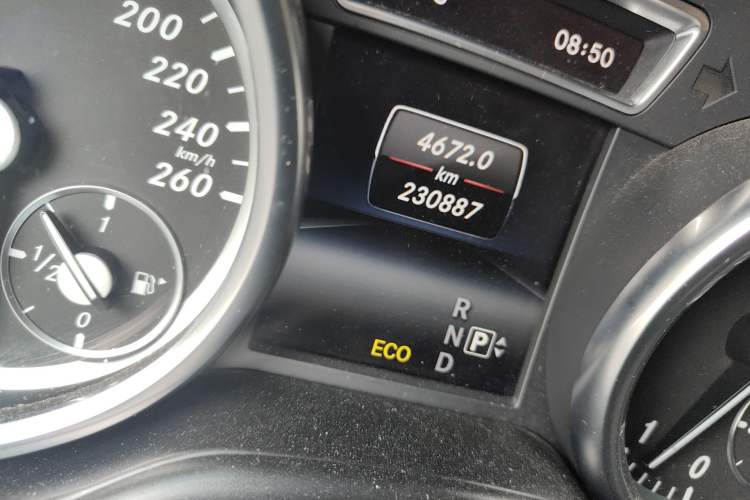 Used Mercedes-Benz M-Class 2014 ML 320 4MATIC