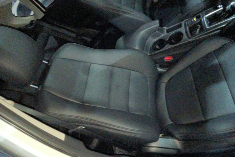 Used Mazda CX-5 2015 2.0L Automatic Two-Wheel Drive Urban Version