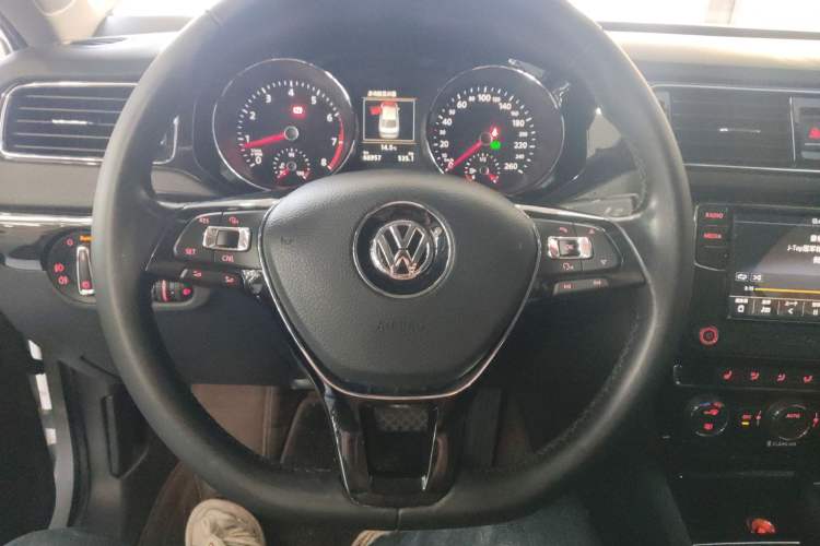 Used Volkswagen Sagitar 2018 280TSI DSG Luxury Model
