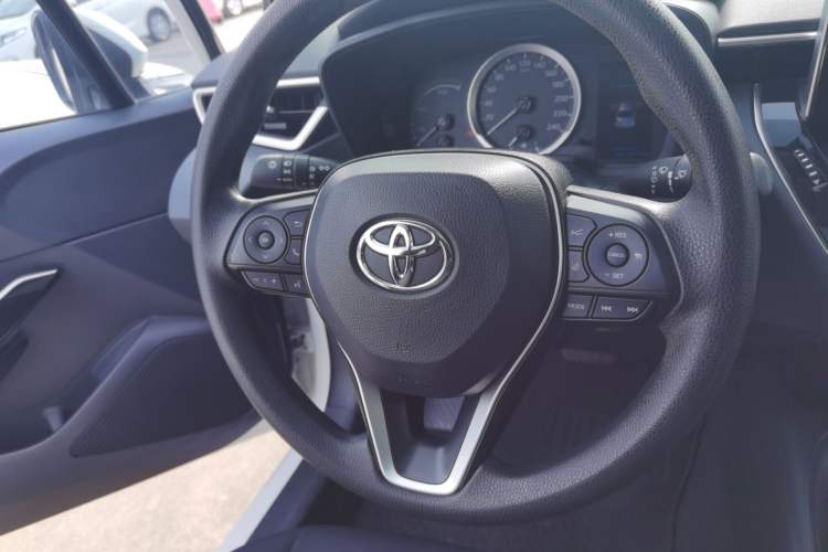 Used Toyota Corolla 2021 Dual-Motor 1.8L E-CVT Elite Edition
