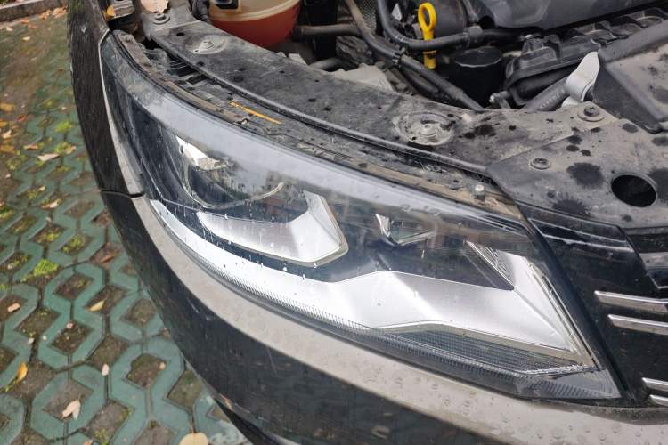 Used Volkswagen Tiguan 2016 300TSI Automatic Two-Wheel Drive Luxury Edition Right Front Headlight