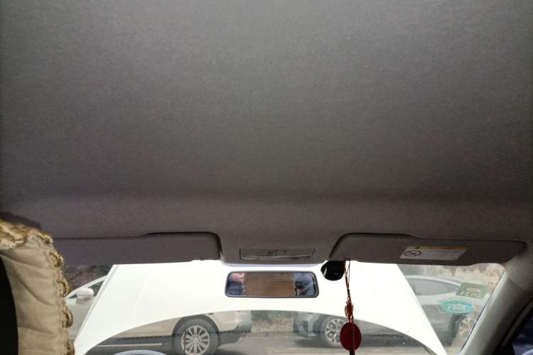 Used Volkswagen Santana 2016 1.6L Manual Fashion Edition Headliner