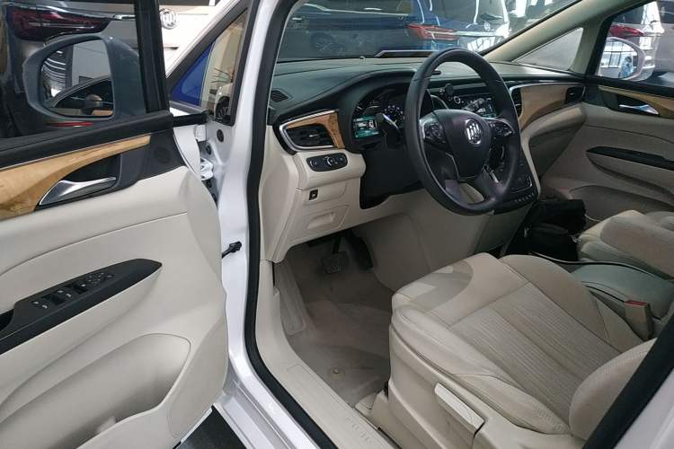 Used Buick GL8 2018 ES 28T Comfort Model China VI Standard
