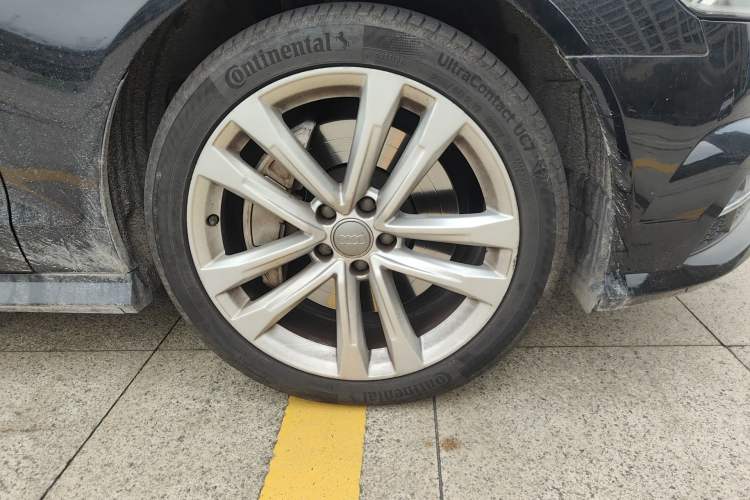 Used Audi A6L 2018 30th Anniversary Edition 45 TFSI quattro Luxury Model
