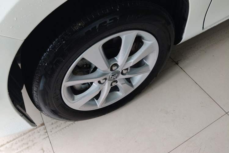 Used Toyota YARiS L Zhi Xuan 2022 1.5L CVT Leading PLUS Edition Left Front Wheel Hub