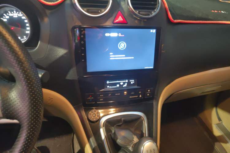 Used Haval H6 2011 2.0L Manual Two-Wheel Drive Urban Version
