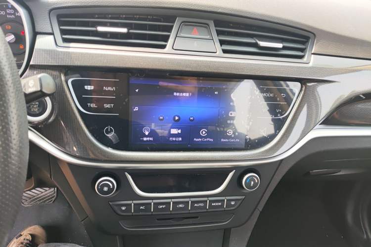 Used Geely Auto Emgrand 2017 Hatchback RS Million Edition 1.5L CVT Upward Version
