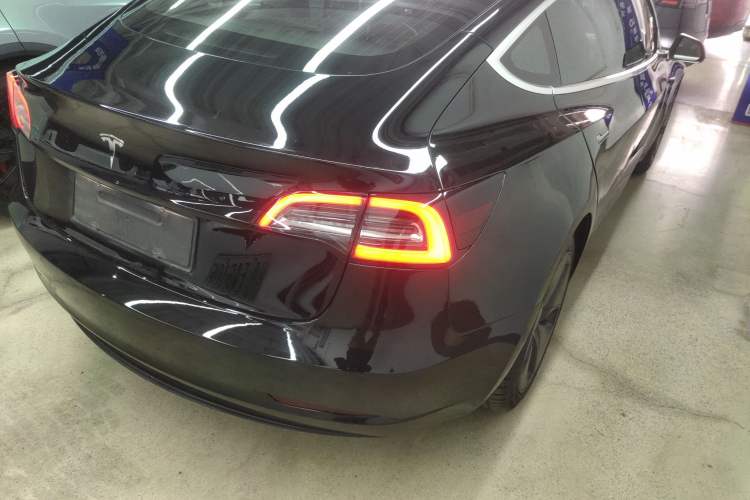 Used Tesla Model 3 (Import) 2019 Long-Range Rear-Wheel-Drive Version