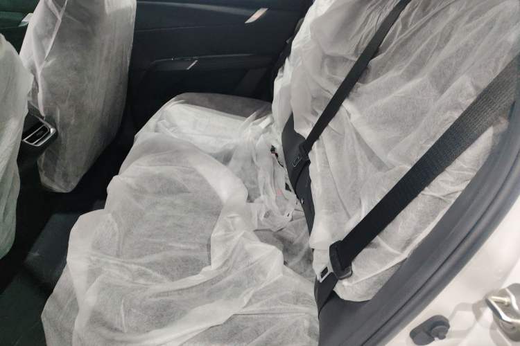 Used CHANGAN CS75 PLUS 2025 Model, 4th Generation 1.5T New Blue Whale Smart Excellence Version Left Rear Seat