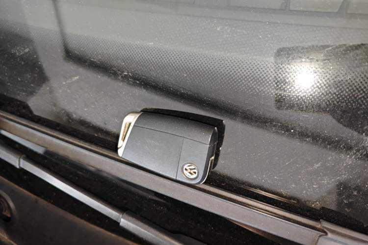 Used Volkswagen Tiguan L 2017 380TSI Automatic All-Wheel Drive Supreme Flagship Edition Vehicle Key