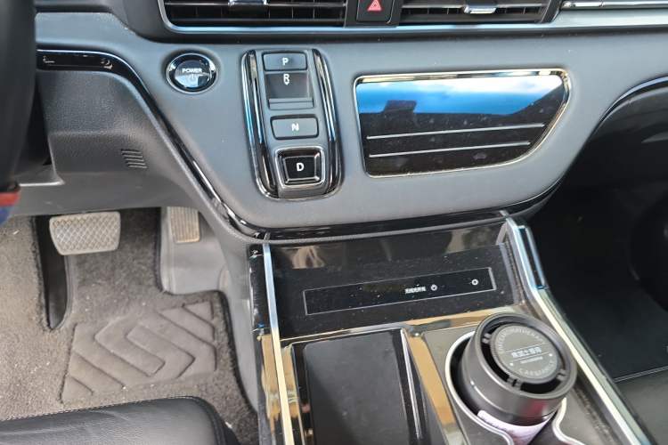 Used Honda Elysion 2024 2.0L eHEV Luxury Edition
