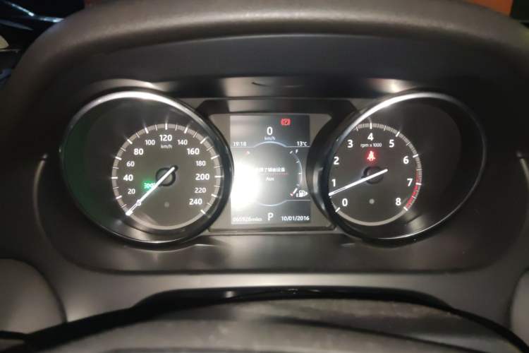 Used Land Rover Discovery Sport 2018 240 PS SE Version
