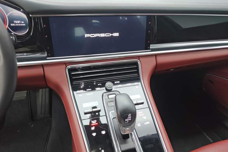 Used Porsche Panamera 2019 Panamera Executive Long Wheelbase 2.9T Audio And AC Panel