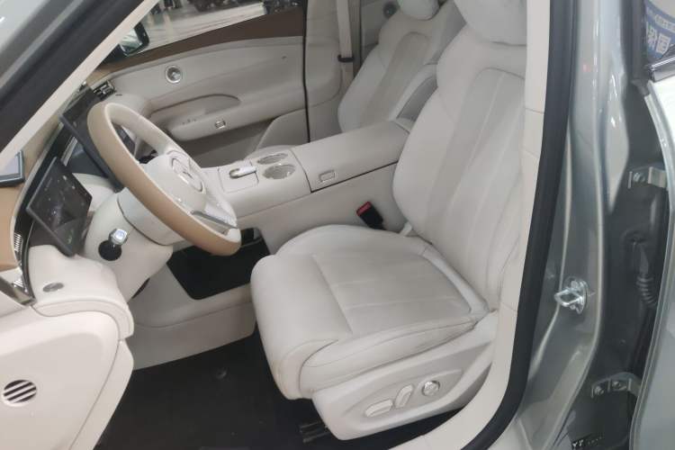 Used VOYAH FREE 2025 Model FREE+ Rear-Drive Qiankun Edition
