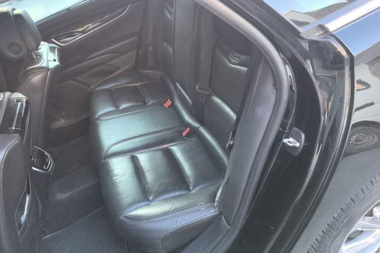 Used Cadillac XTS 2013 28T Leading Model Left Rear Seat