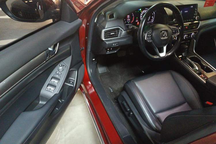 Used Honda Accord 2018 260TURBO Luxury Edition China V Emission Standard
