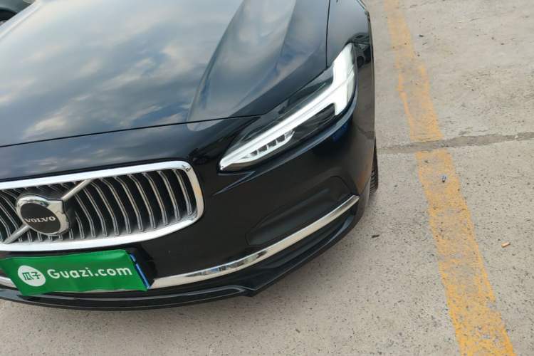 Used Volvo S90 2023 B5 Zhiyuan Luxury Edition
