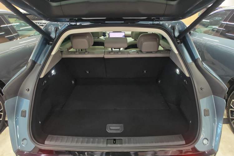 Used Zeekr 7X 2025 100kWh Long-Range All-Wheel Drive Intelligent Driving Version Trunk