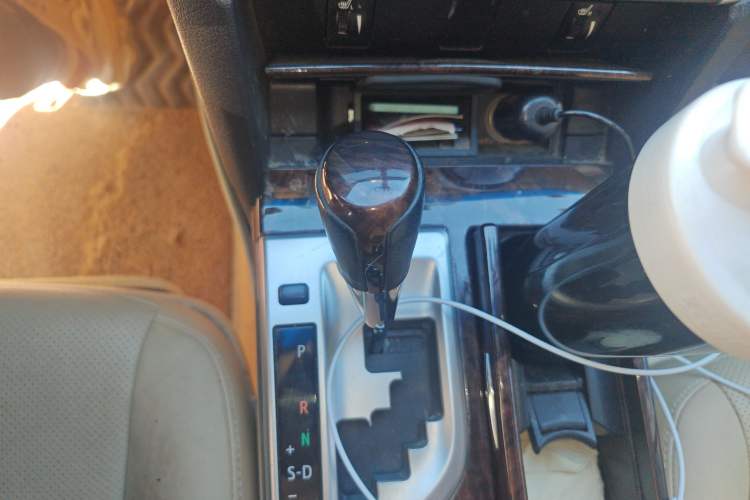 Used Toyota Camry 2015 2.0G Premier Edition
