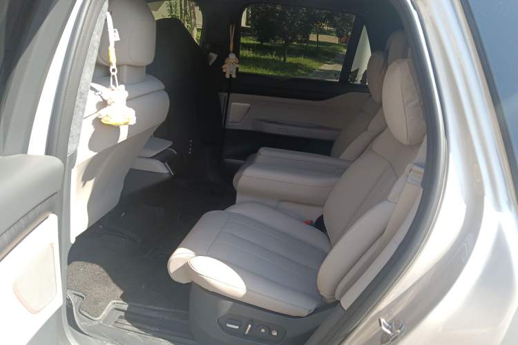 Used Nio ES8 2024 75 kWh
