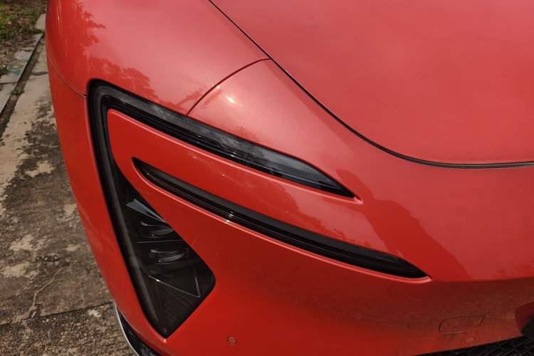 Used Avatr 06 2025 Pro Range-Extended Edition Right Front Headlight