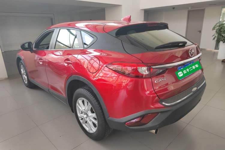 Used Mazda CX-4 2018 2.0L Automatic Two-Wheel Drive Blue Sky Dynamic Version China V Standard
