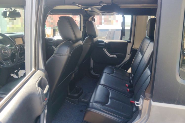 Used Jeep Wrangler 2015 3.0L Sahara Four-Door Comfort Edition