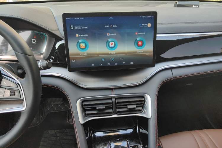 Used BYD Song PLUS 2020 1.5T Automatic Flagship Edition Audio And AC Panel