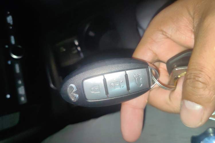 Used Infiniti QX50 2018 2.0T Two-Wheel Drive Fashion Edition Vehicle Key