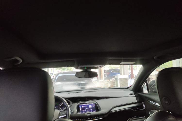 Used Cadillac XT4 2021 28T Two-Wheel Drive Luxury Version
