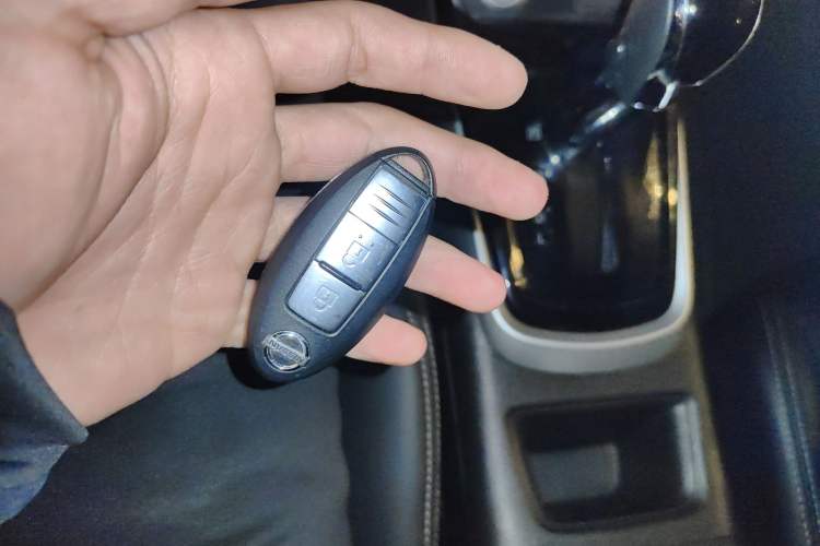 Used Nissan Tiida 2016 1.6L CVT Smart Drive Edition