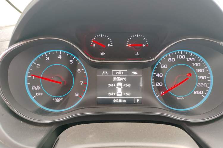 Used Chevrolet Cruze 2018 320 Automatic Pioneer Sunroof Edition
