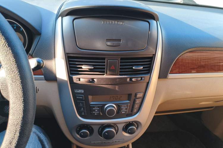 Used Buick Excelle 2013 1.5L Manual Luxury Model