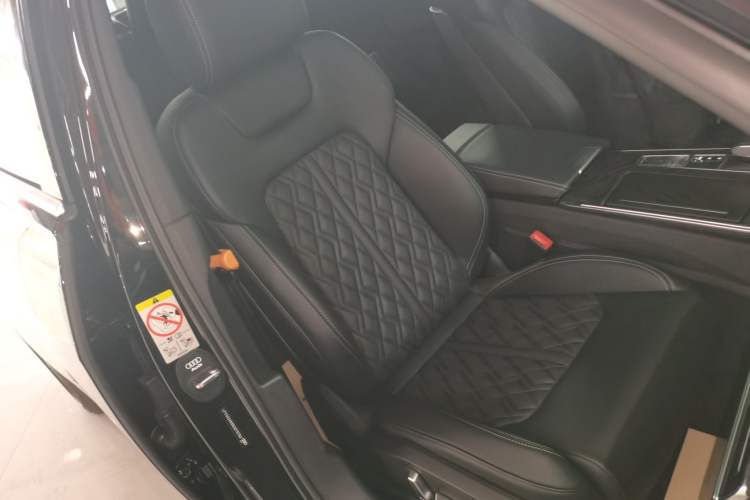 Used Audi A6L 2025 Restyled 45 TFSI quattro Prestige Dynamic Edition
