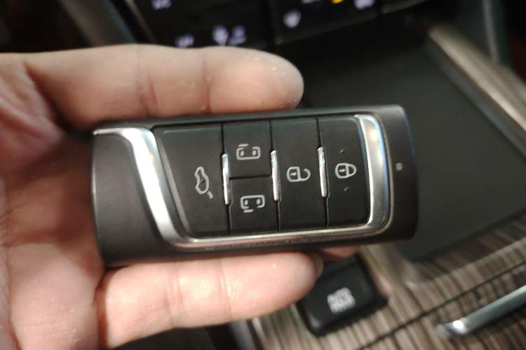 Used GAC Trumpchi M8 2020 Master Edition 390T Deluxe Version Interior 1