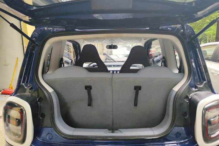 Used Bestune Pony 2025 222km Lightning Horse Trunk