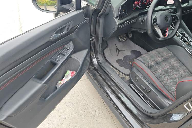 Used Volkswagen Golf GTI 2021 380TSI DSG GTI
