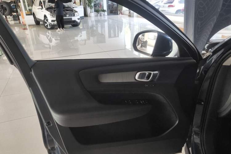 Used Volvo XC40 2021 T4 Four-Wheel Drive Smart Luxury Edition