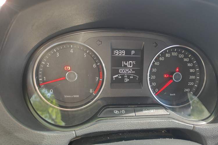 Used Volkswagen Polo 2014 1.4L Automatic Comfort Edition Odometer Close Up