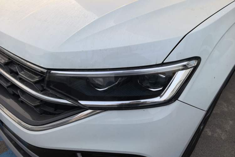 Used Volkswagen Tayron 2023 300TSI Two-Wheel-Drive Luxury Plus Advanced Edition
