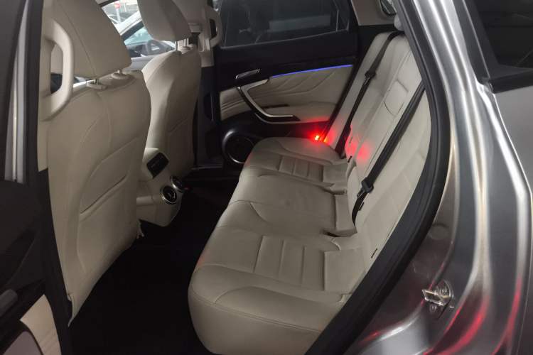 Used Wey VV7 2017 2.0T Flagship Model
