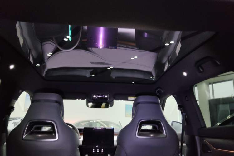 Used BYD Song L EV 2025 Intelligent Driving Version 662 km LiDAR Excellence Edition
