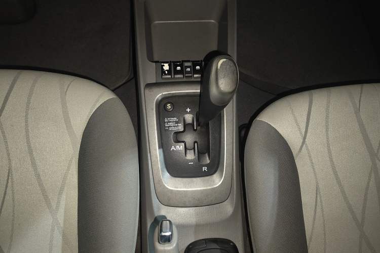 Used Chevrolet Sail 2013 Hatchback 1.4L AMT U-Style Edition
