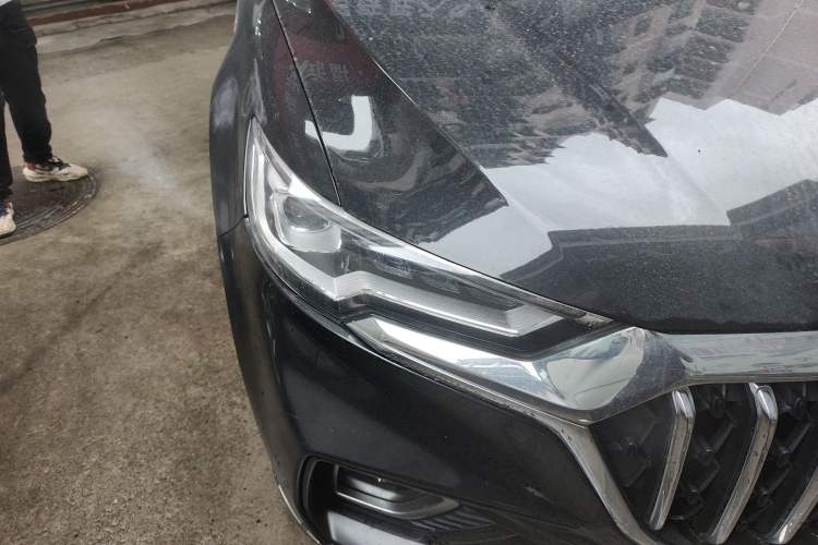 Used Hongqi HS5 2022 Revised Version 2.0T Smart Connect Flagship Edition
