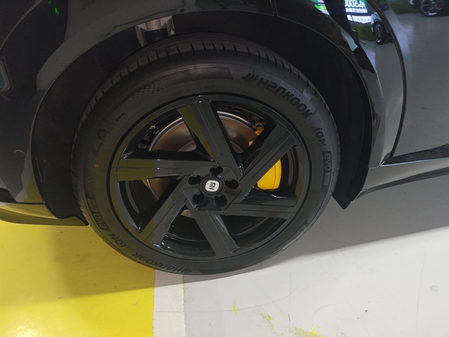 Xiaomi Auto YU7 2025 Ultra-Long Range Rear-Wheel Drive Version — снимка 11