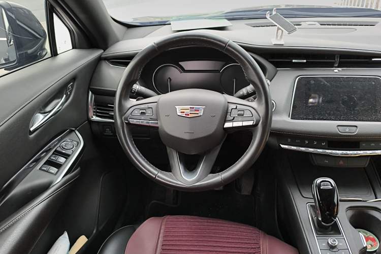 Used Cadillac XT4 2021 28T Two-Wheel Drive Tech Edition
