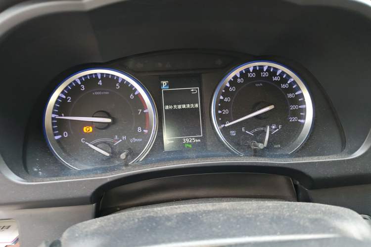 Used Toyota Highlander 2018 2.0T Four-Wheel Drive Luxury Edition 7 Seats China V Emission Standard