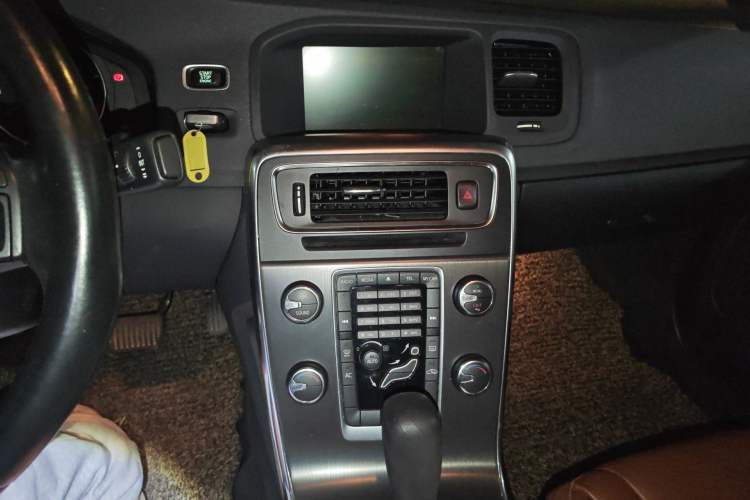 Used Volvo S60 2012 1.6T DRIVe Comfort Edition